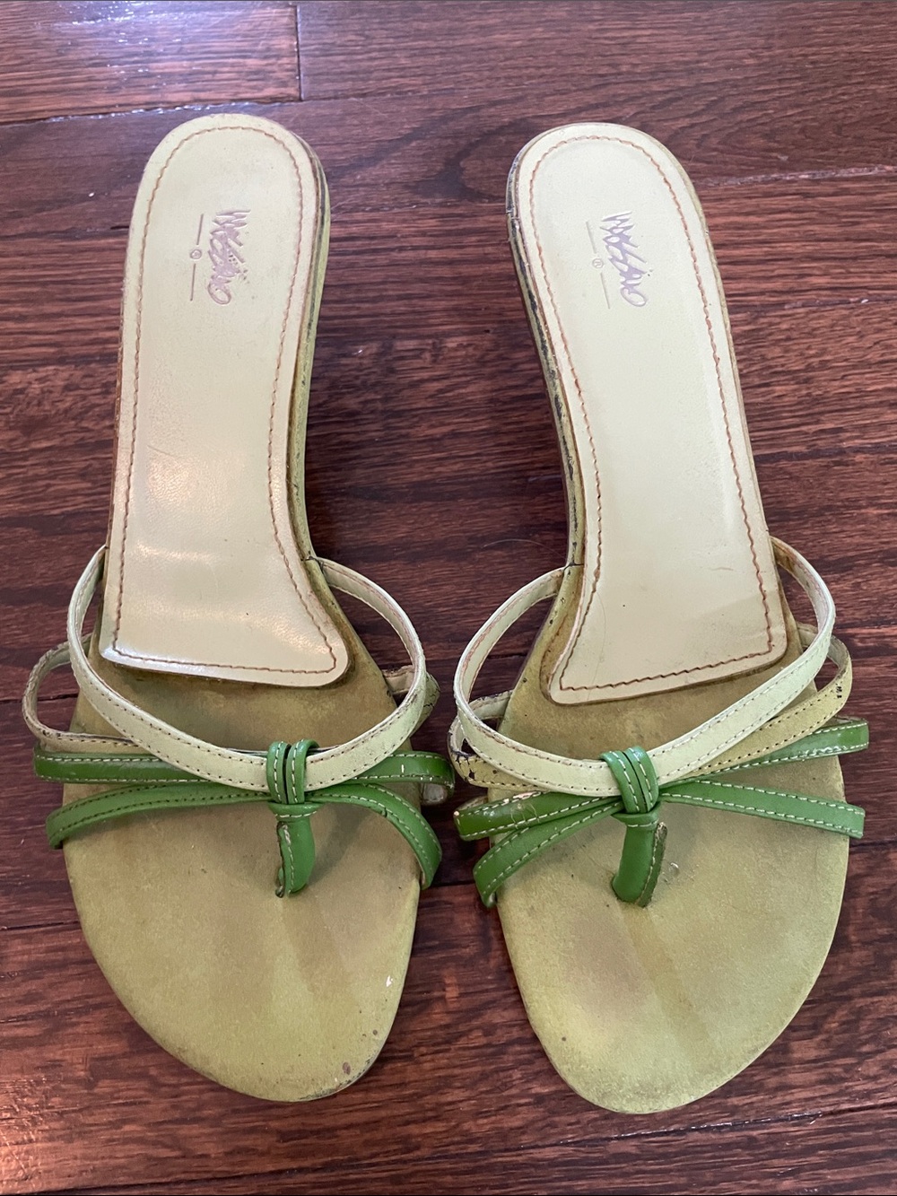 Mossimo Green Knot-Strap Kitten Sandals